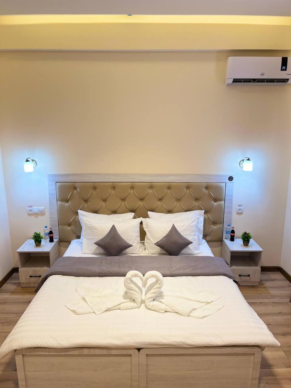 Aks Hotel タシュケント エクステリア 写真