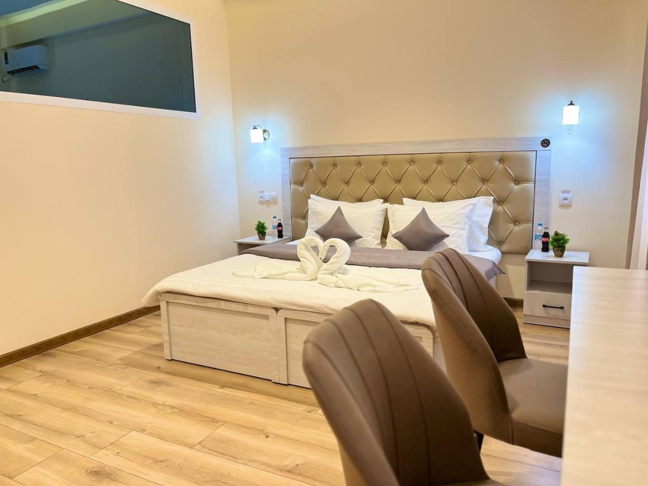 Aks Hotel タシュケント エクステリア 写真