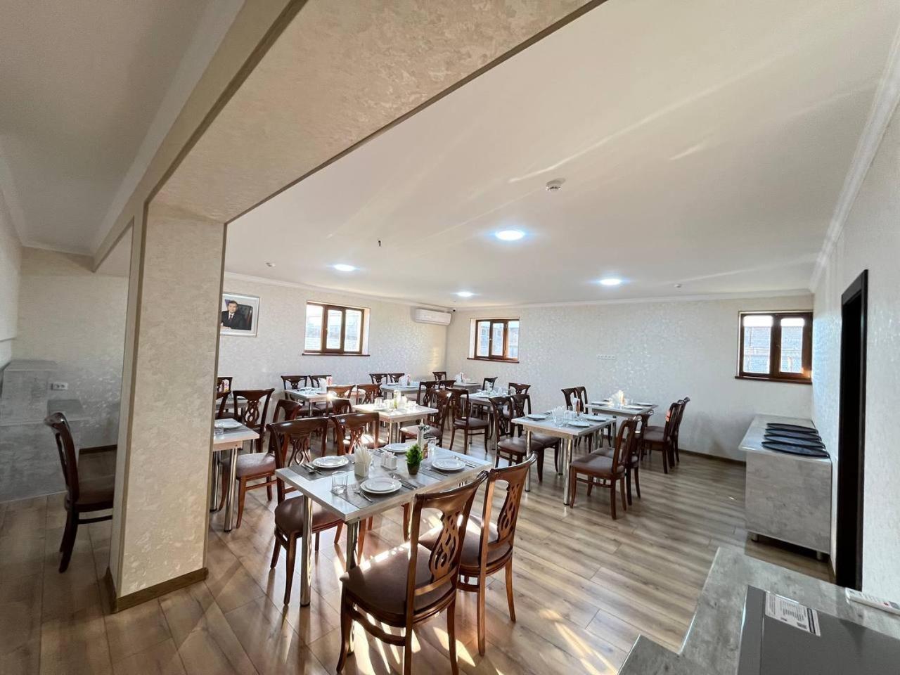 Aks Hotel タシュケント エクステリア 写真