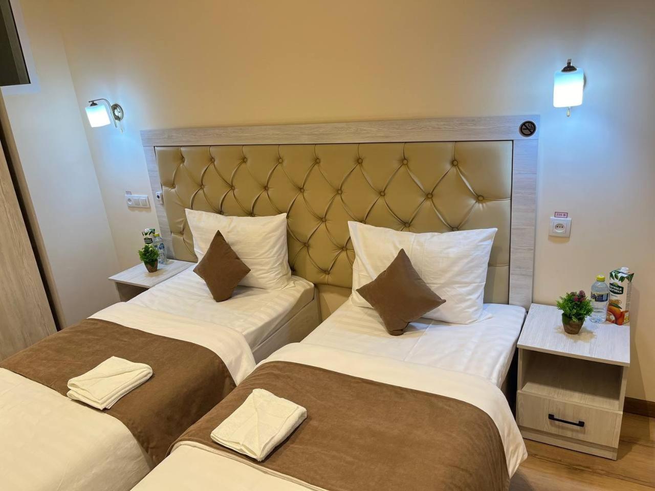Aks Hotel タシュケント エクステリア 写真