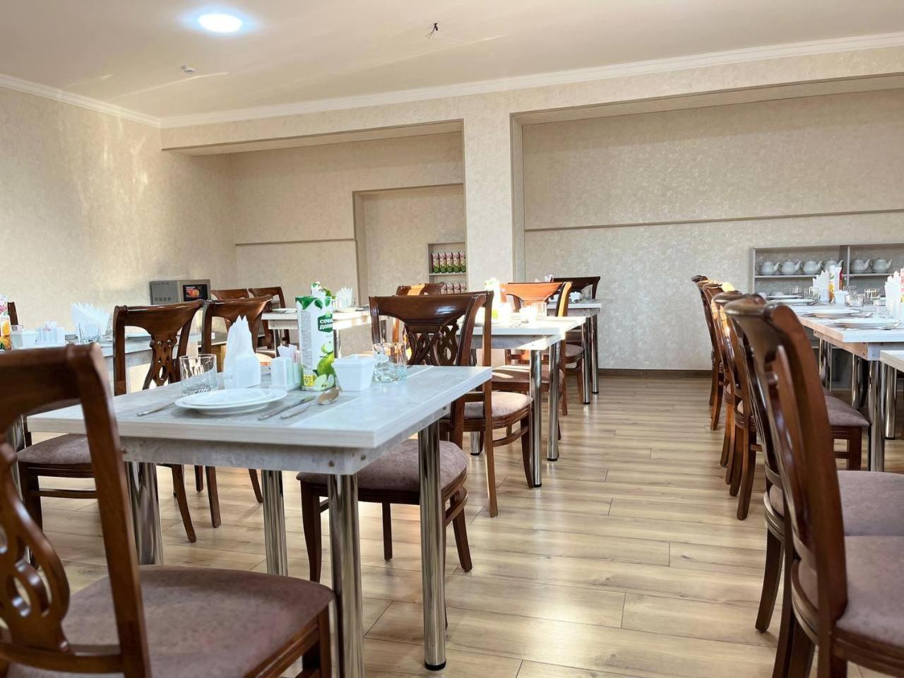 Aks Hotel タシュケント エクステリア 写真